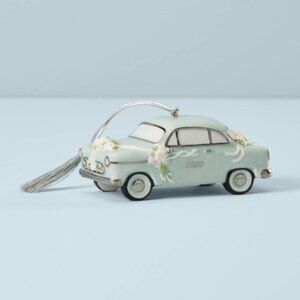 LENOX Ornament 2020 Just Married Vintage Car Porcelain BRAND-NEW w/tag/box🎄